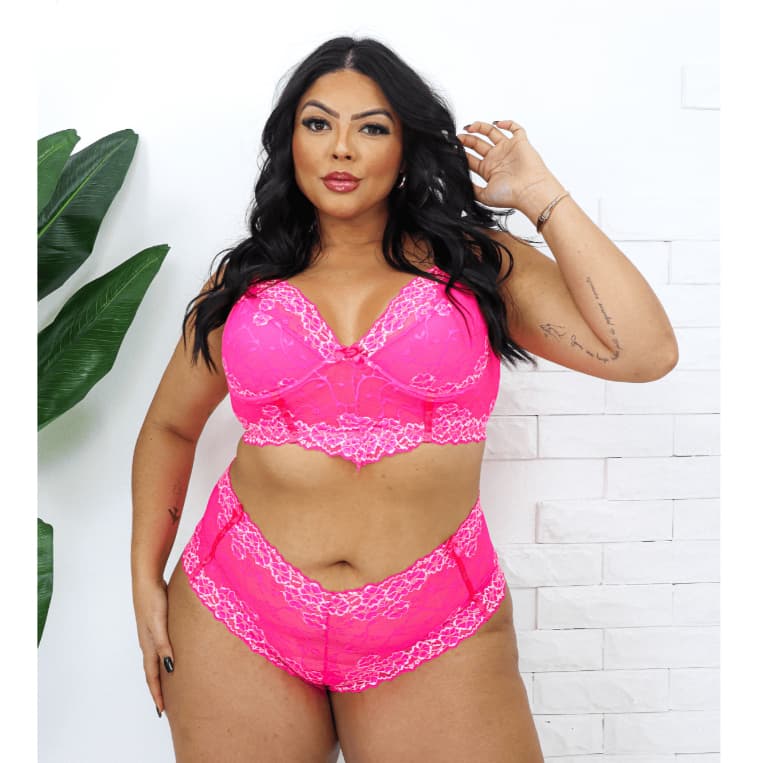 Conjunto Lingerie Plus com Alça Reforçada Croped e Caleçon Plus Size Sensual Moda