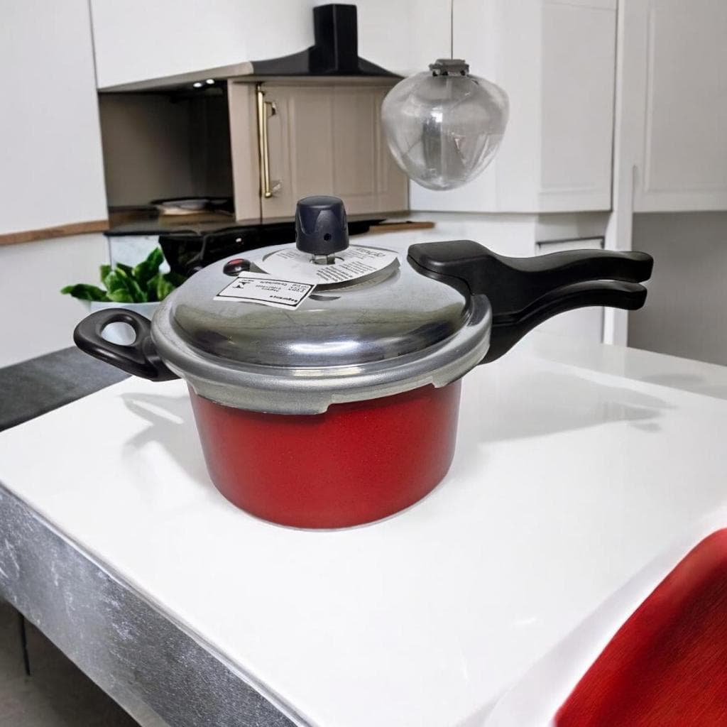 PANELA DE PRESSÃO 2,5 LTS COM FECHAMENTO EXTERNO VERMELHA