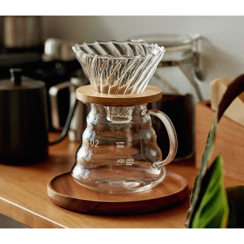 Conjunto Coador Para Café De Vidro + Jarra e Bocal Em Bambu 600ML