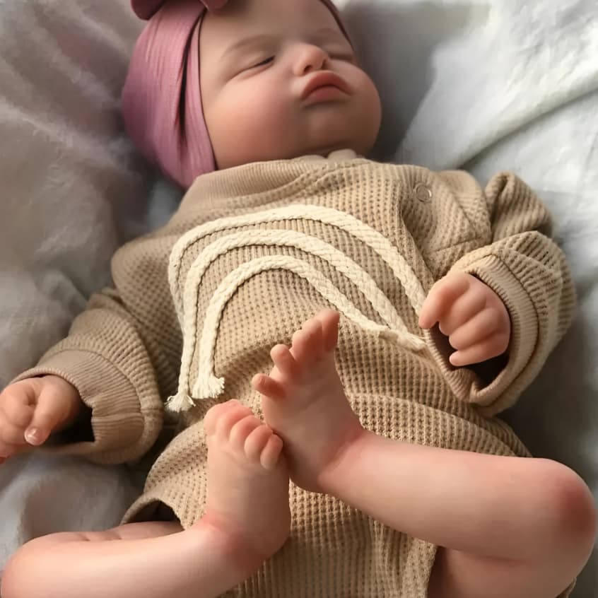 Bebê Boneca Reborn Rosali Siliconada Realista Pode dar Banho Chupeta