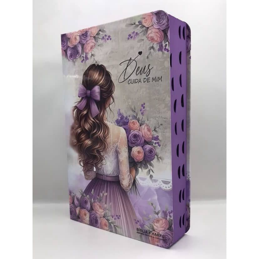 Bíblia Sagrada Tamanho Grande com Harpa Palavras de Jesus em Vermelho Capa Dura Menina Flor Lilás
