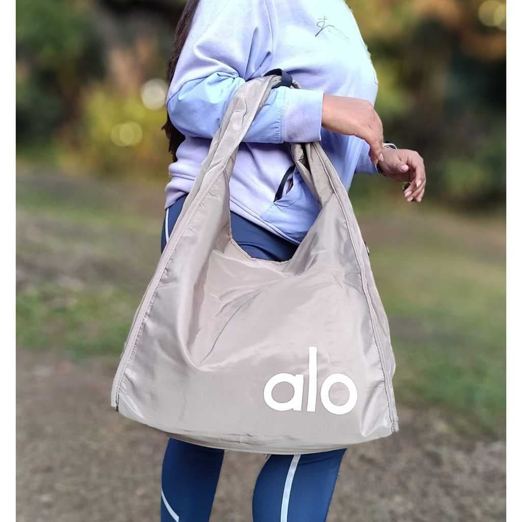 bolsa saco esportiva, com alça transversal regulável removível, impermeável, fechamento zíper