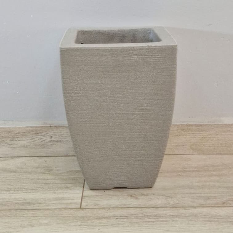 Vaso de Planta Decorativo Reciclável em Polietileno - Quadrado bojo 53