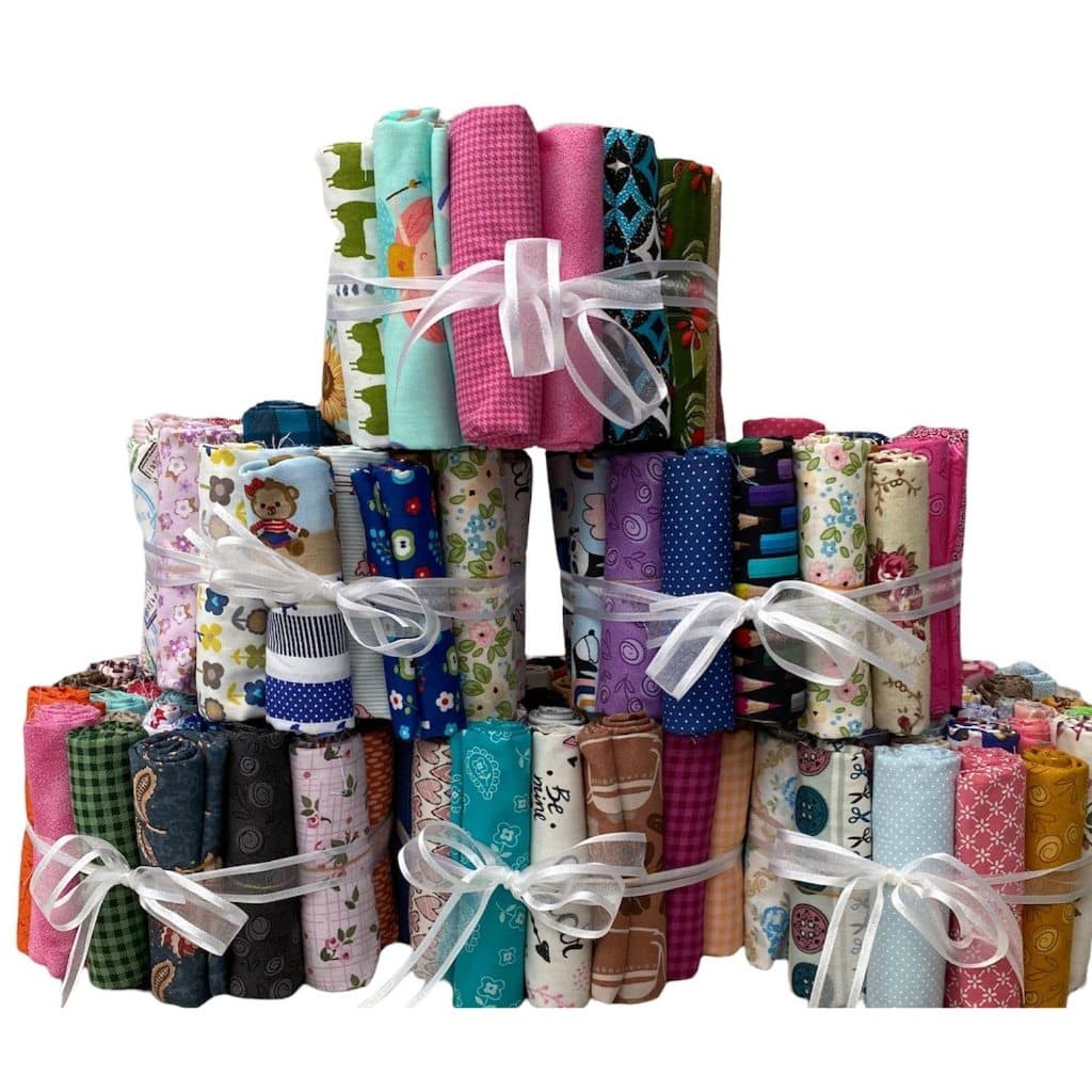 Tecido Tricoline 100% algodão 20 rolinhos sortidos medindo 75 (largura) x 20 (altura) cm cada. Melhores marcas