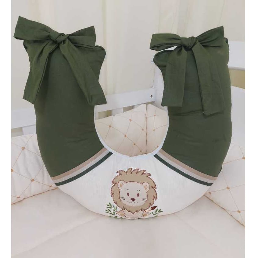 ALMOFADA  PARA  AMAMENTAÇÃO  517  LEÃOZINHO  VERDE  - PERSONALIZADO COM O NOME DO SEU BEBÊ - BORDADA