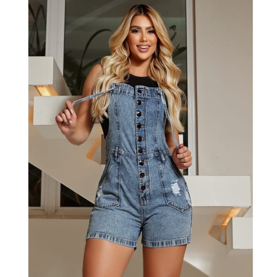 Jardineira Jeans 36 ao 46 100% Algodão Feminina de Short com Botões