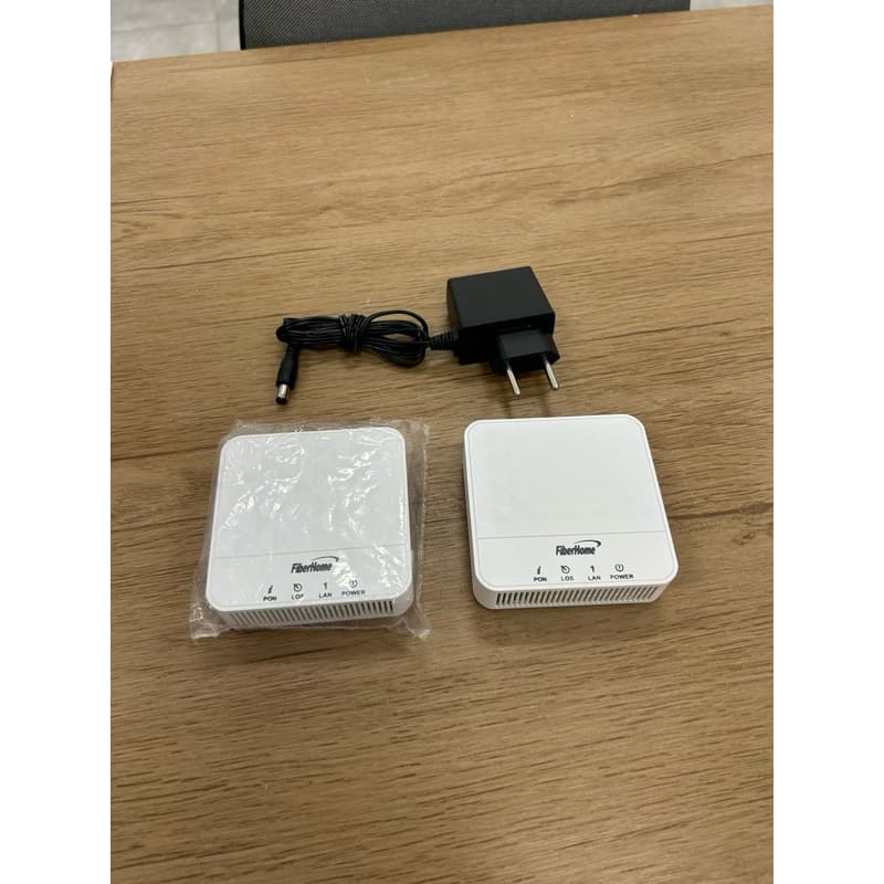 ONU FIBERHOME AN5506-01-A mini usada acompanha fonte