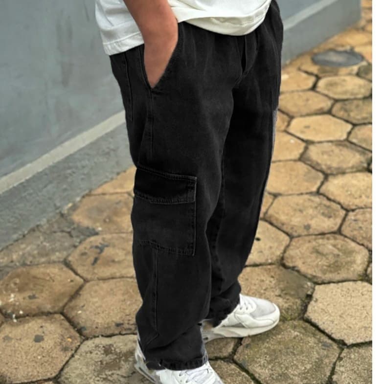 CALÇA CARGO JEANS PRETO BARRA RETO DE 6 BOLSOS ESTILO SKATE STYLE