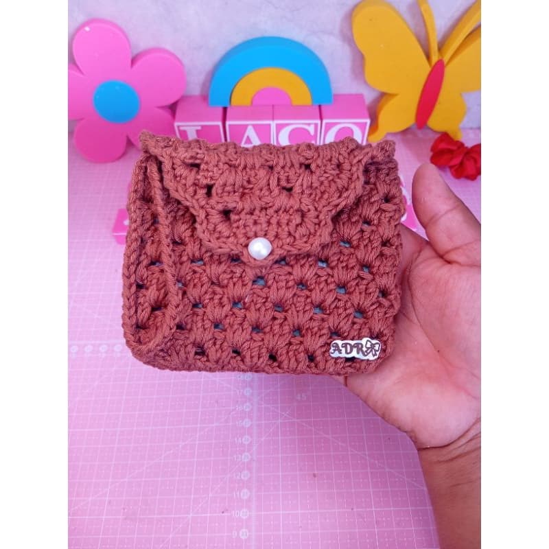 carteira de mão em croche