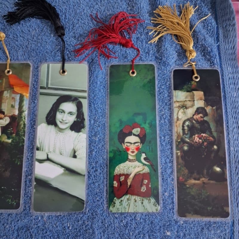 MARCA PÁGINA PERSONALIZADO PLASTIFICADO