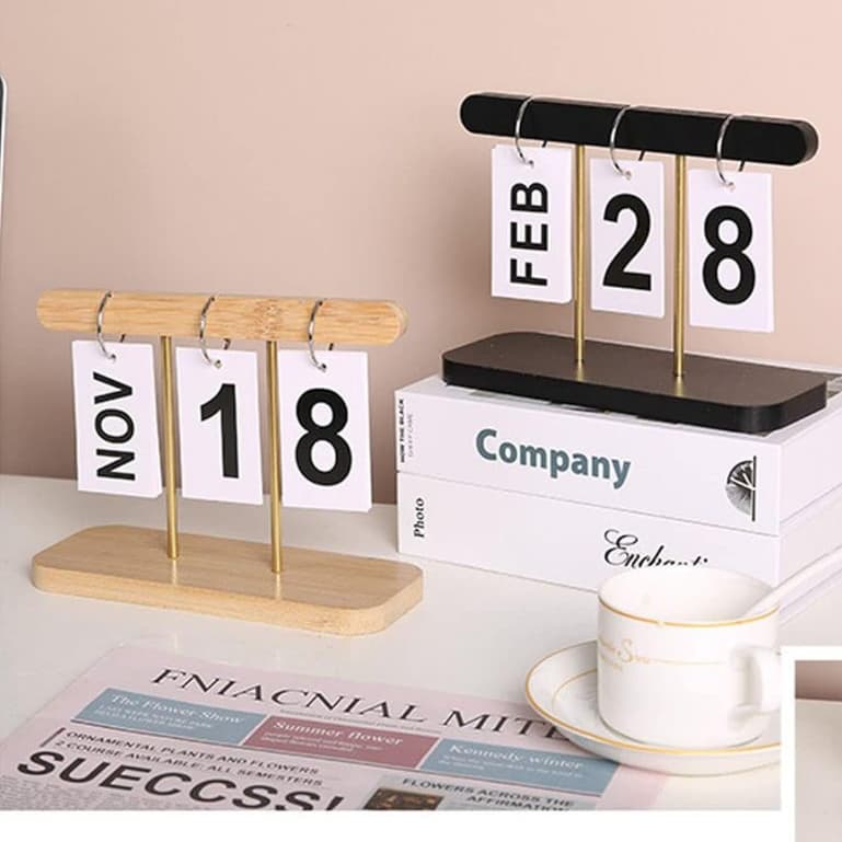 Calendário De Mesa Dia E Mês Permanente