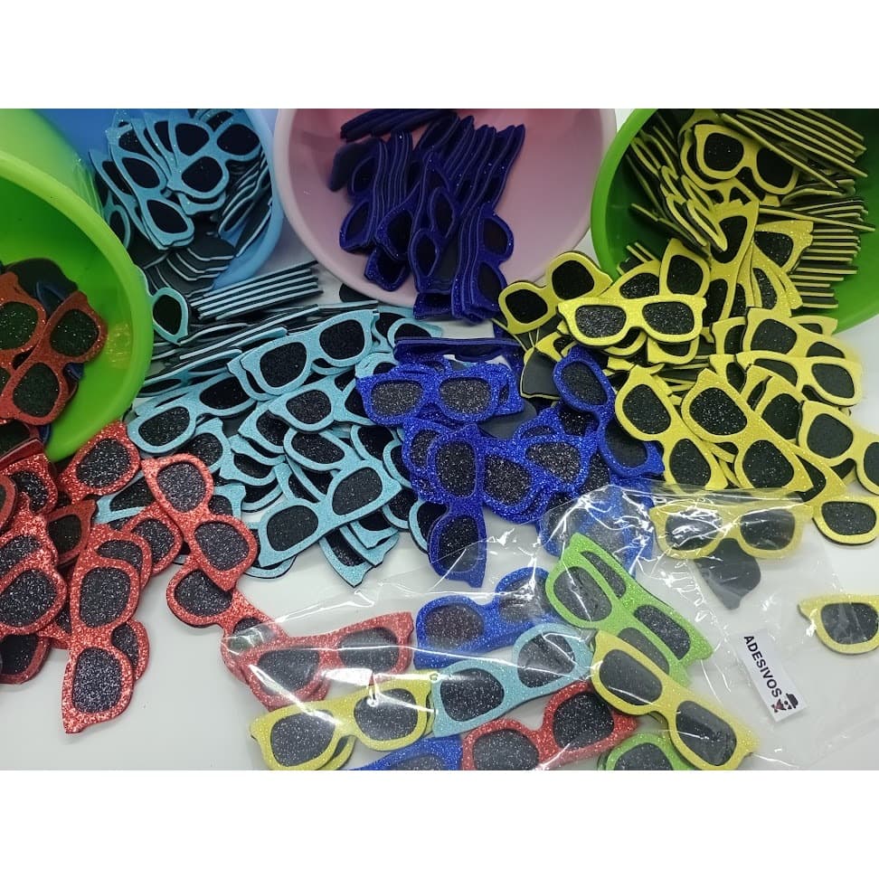 20 Adesivo óculos  autocolante pet  em eva  para pet shop, laceiras e mães de pets.