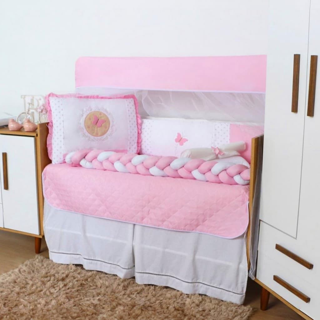 Kit Berço 10 Peças Protetor com Trança Mosquiteiro Trocador Americano Bordado Menino Menina