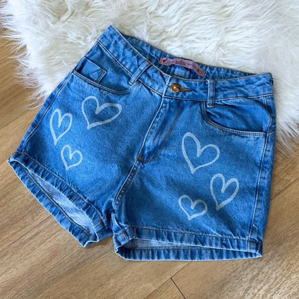 Short Jeans Feminino Cintura Alta Blogueira Com Lavagem Marmorizada e Barrinha Costurada - Sem Elastano 100% Algodão