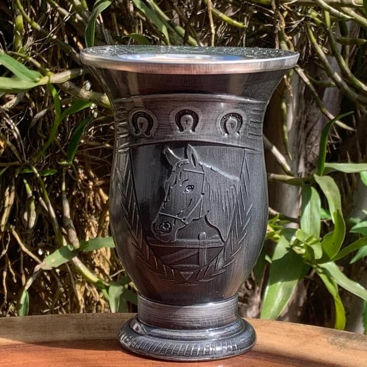 Cuia de Chimarrão Porongo Cavalo Bocal Inox Colorida