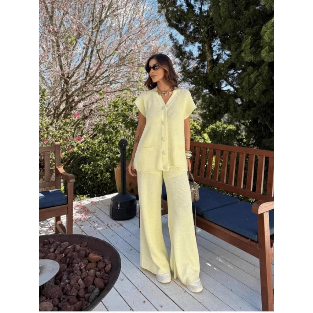 Conjunto Feminino Tricot Calça Pantalona e Max Colete Blusa Regata com Botões Kimono Tendência