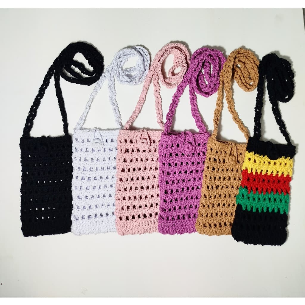 Bolsinha porta celular de crochê