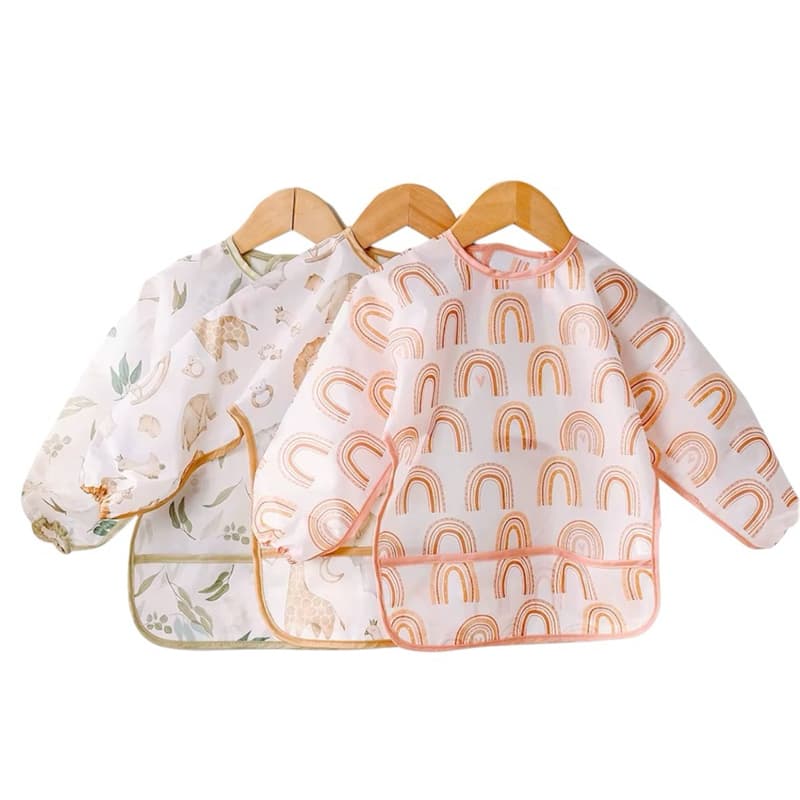 Babador Manga Longa Impermeável Com Cata Migalhas Meninas