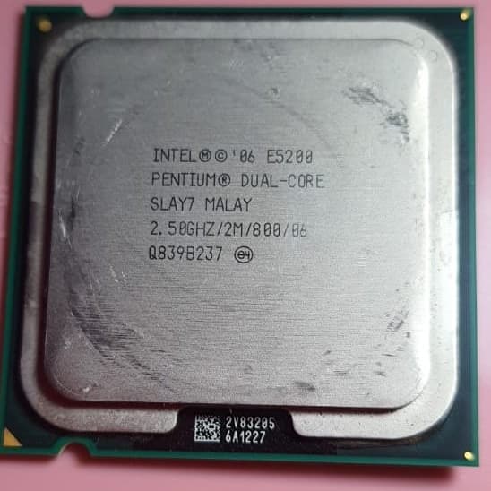 Intel Pentium E5200 Dual Core 2.5ghz / 2mb / 800mhz