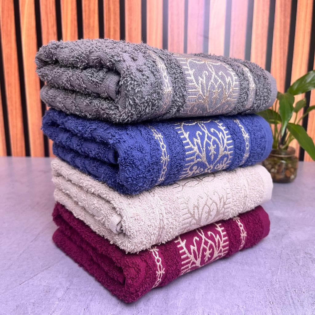 Kit 4 Toalhas de Rosto Luxo Premium Grossa e Bordada Felpuda 48x76cm Ultra Macia 100% Algodão Puro