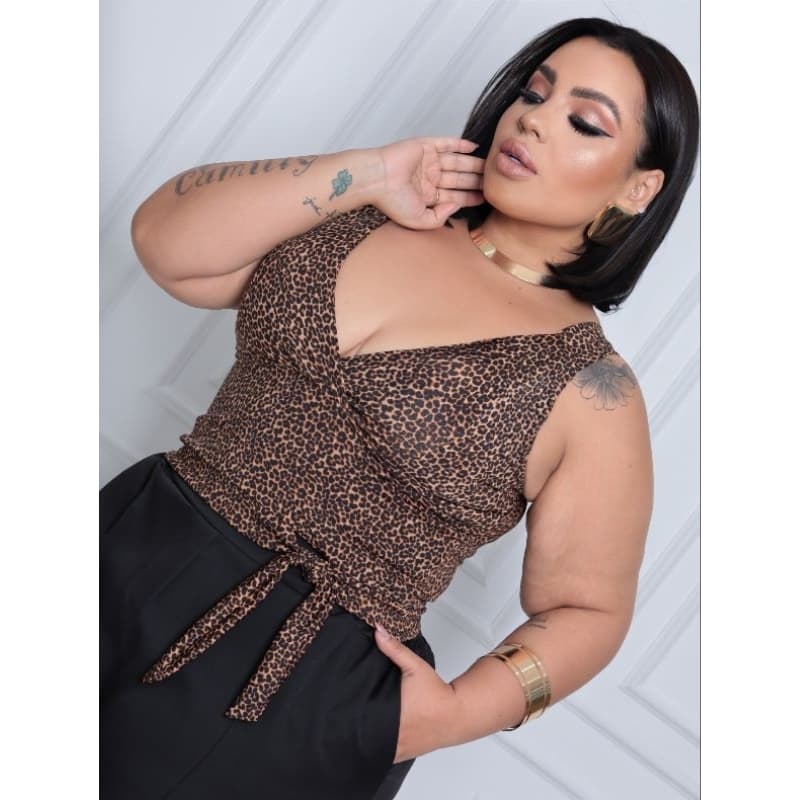 Cropped Plus Size Feminino Confortável Decote v e Amarração na cintura