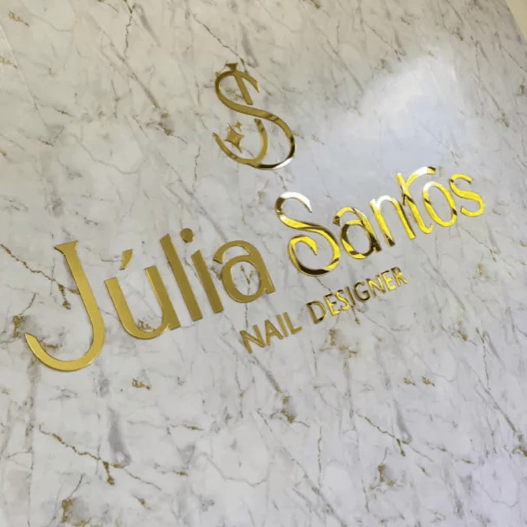 Logomarca em Acrílico Espelhado para Parede – Sofisticação e Modernidade na Sua Decoração ate 130 cm