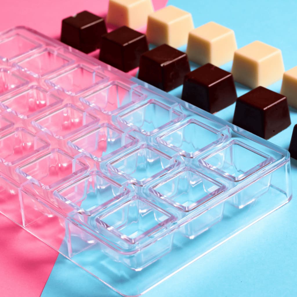 Forma Profissional para Chocolate Bombom Quadrado Essencial 20g Tábata Romero Trufa BlueStar