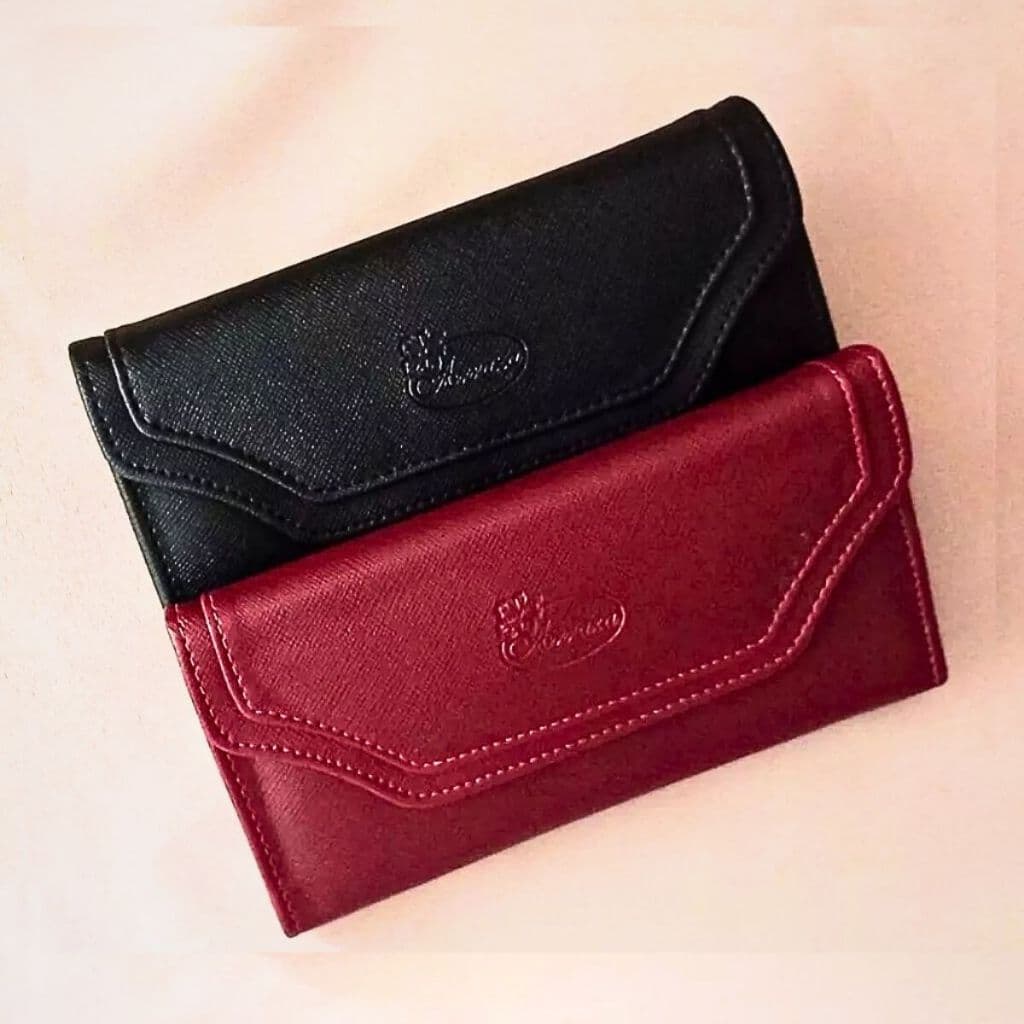 Carteira Feminina em Couro Sintético Modelo Longo Excelente com várias Divisões