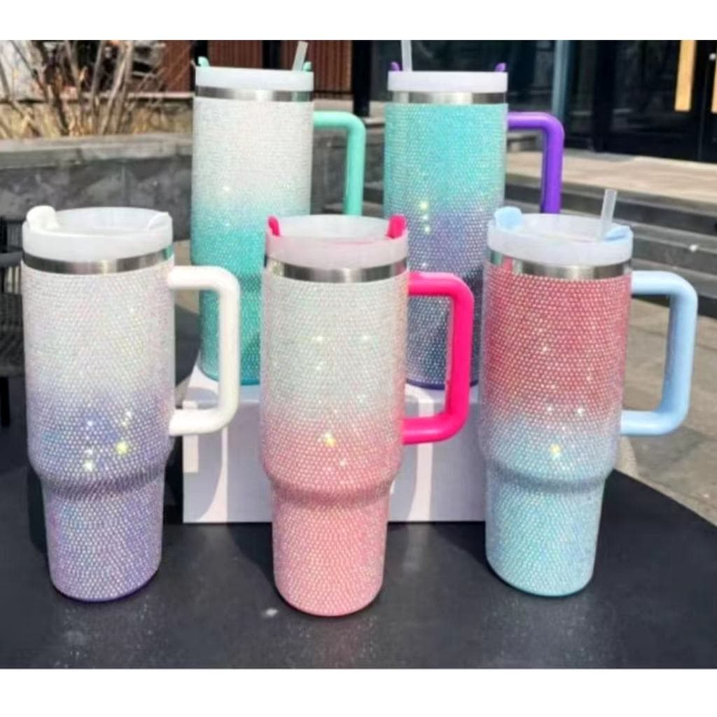 Copo térmico de aço inoxidável de 1200 ml com strass brilhante, tampa e palha.