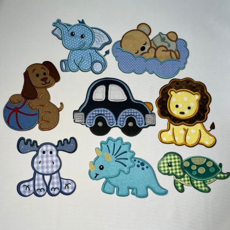 Meninos (efeito bordado) - Aplique Termocolante Para Tecido - Kit com 08 unidades