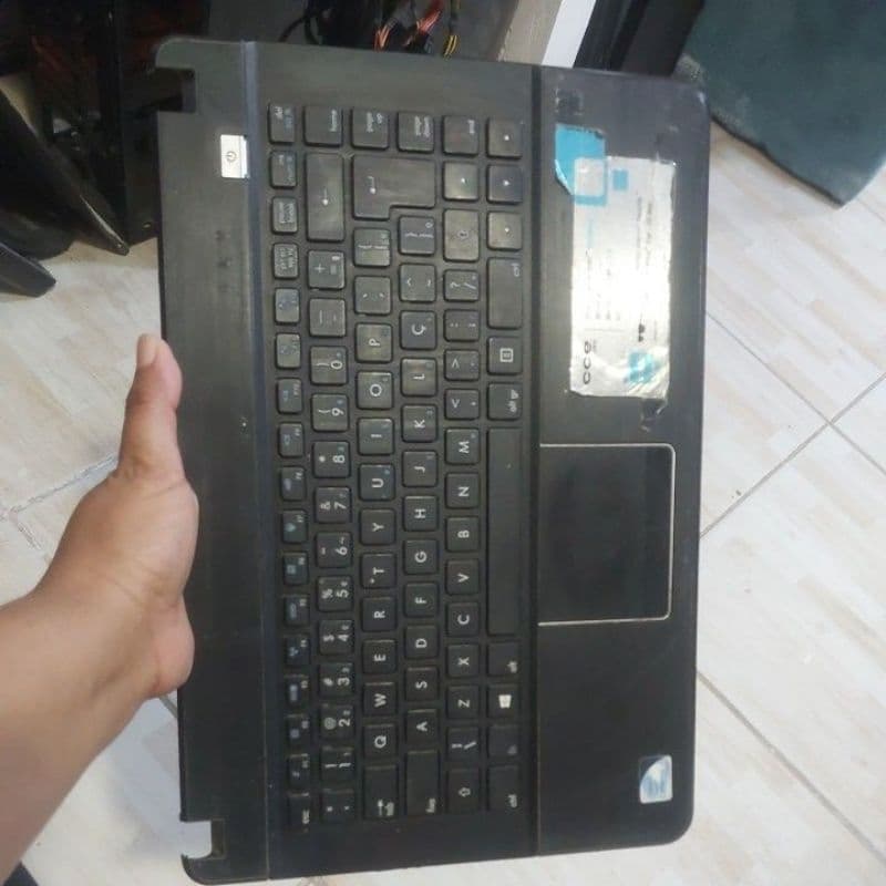base para notebook Cce Win Xd345-L45l-62r-a14d02-1113(usado Avaria)