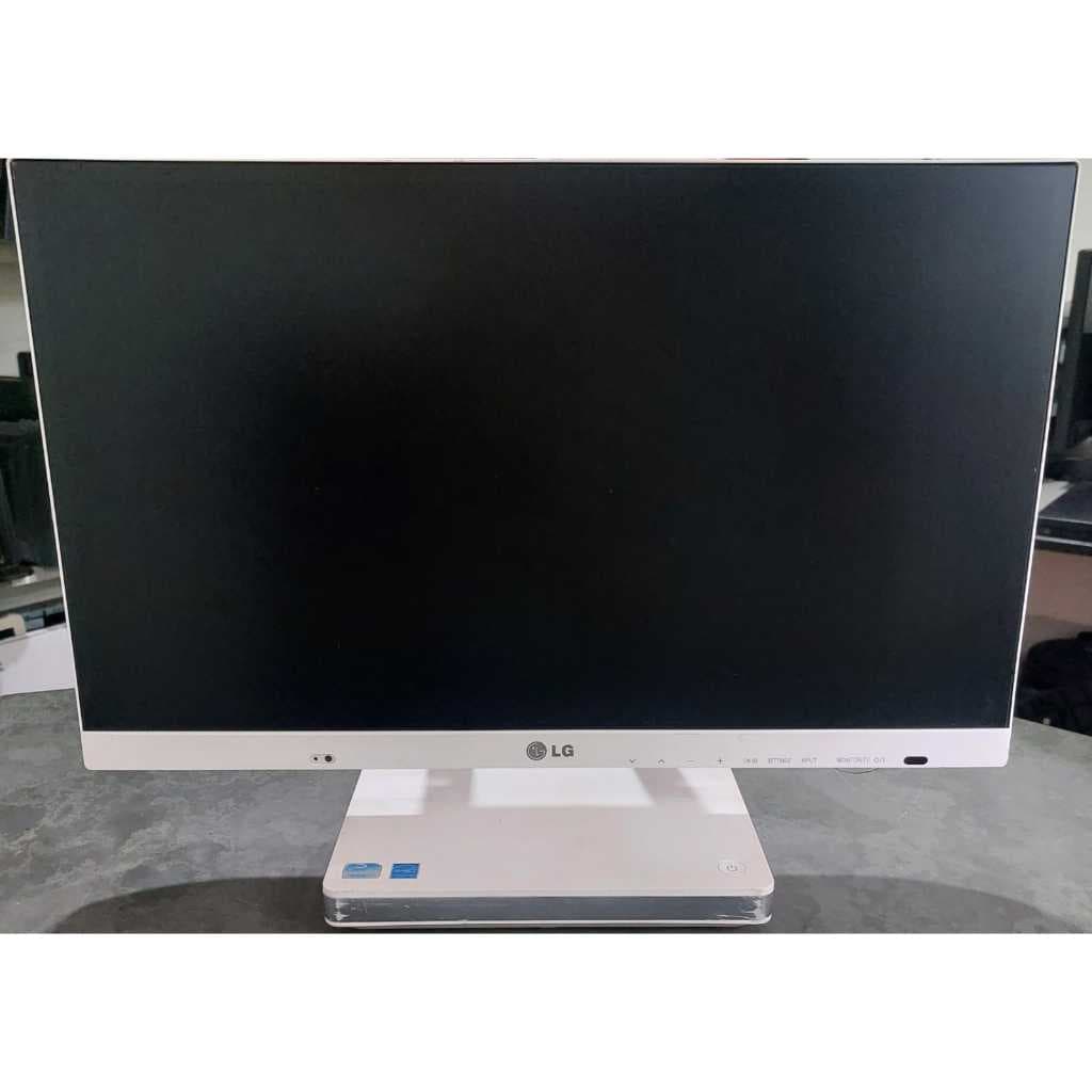 LG V320-M.BG31P1-All-in-One Full HD
