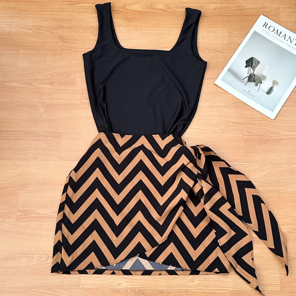 Women Casual Square Neck Top with Short Wrap Skirt Two Piece Set Simulated Effect Printing Knot Details