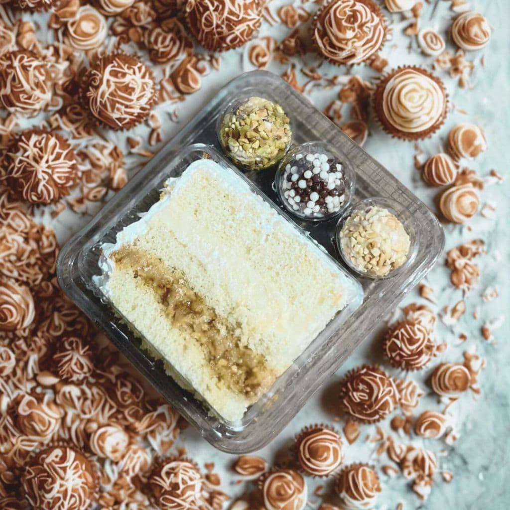 Embalagem Delícias de Festa para Torta/Bolo/Brownie + 3 Docinhos Aniversário 25|50|75|100 unidades