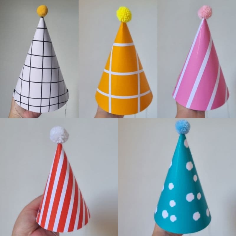 Chapéus de aniversario estampas variadas multicolorido/ kit 5 ou 10 unidades