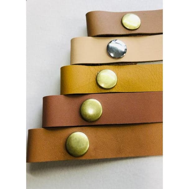 Par de alças de ombro. Couro legítimo. Medida de 2cm x 75 cm