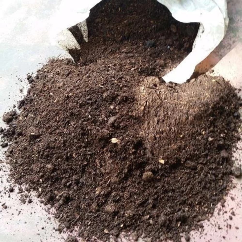 ESTERCO DE GADO O MAIS PURO E CURTIDO 100%NATURAL E ORGÂNICO ADUBO VEGETAL