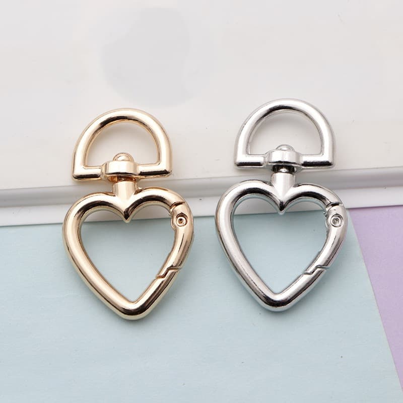 Fecho Com Argola Coração Mosquetão Banho Zamac Dourado/Níquel 25mm 10/20 Peças