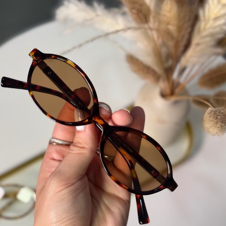 Óculos de Sol Vintage Leopardo Miu Feminino Com Case Armação Aro Oval Luxo Moda Proteção UV400