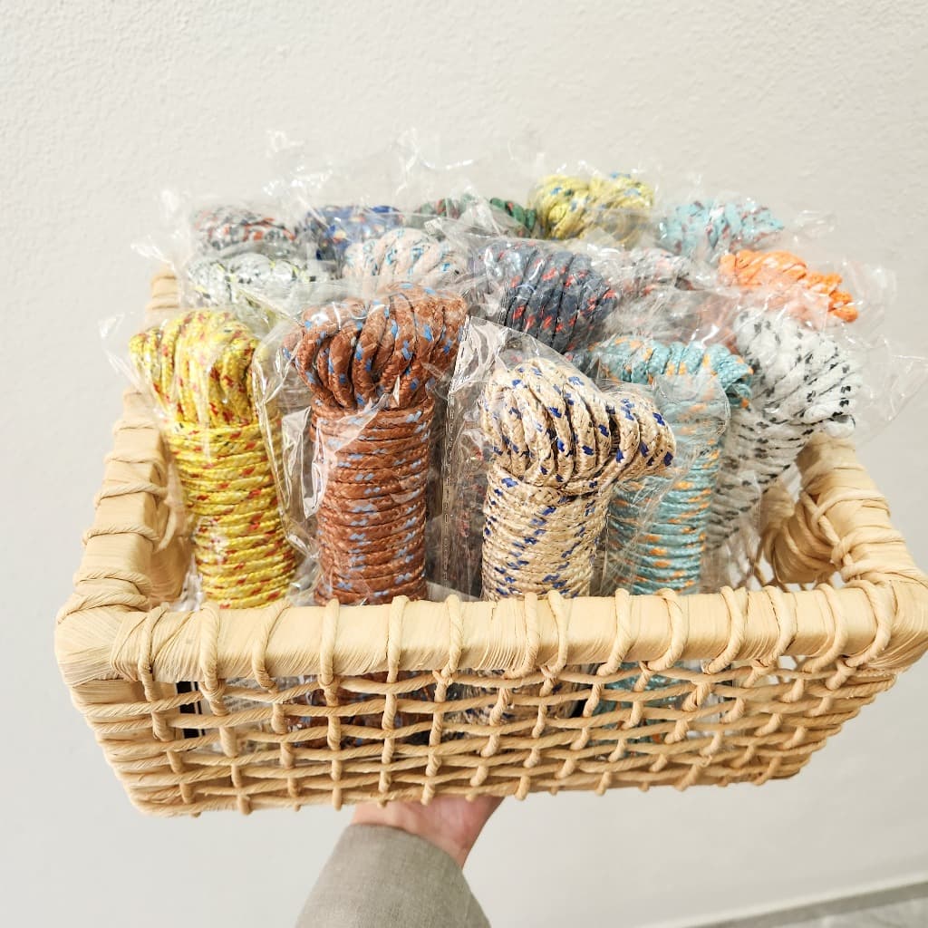 Corda Super Resistente 10m Multicolor Multiuso Pesca Náutica Varal Amarração Teto Parede Nylon