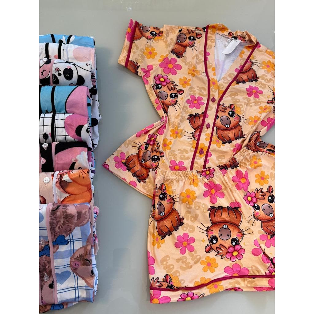 Pijama Americano Blogueira em Suede Estampado com Botões