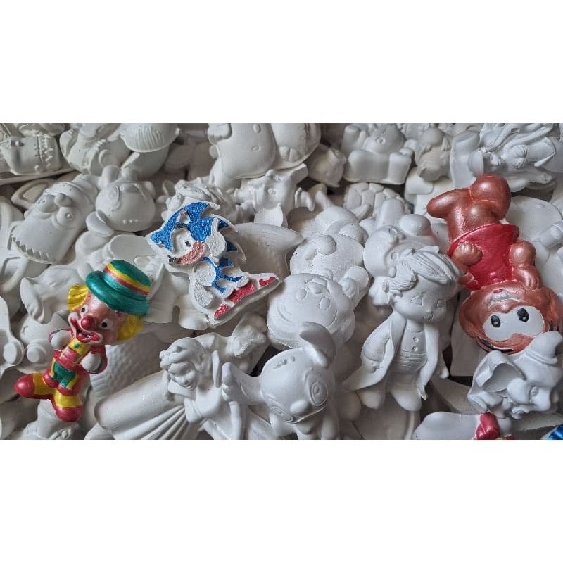 KIT 50 PEÇAS PINTURA INFANTIL EM GESSO CRU COM  TINTA GUACHE PARA CRIANÇAS VARIADO MENINAS E MENINOS