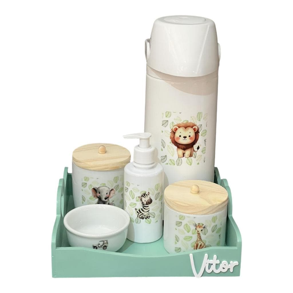 Kit Higiene Bebê Porcelana Safari Bandeja Pinus Adesivo Dtf Uv Com Nome Personalizado Garrafa Pump Bandeja Verde