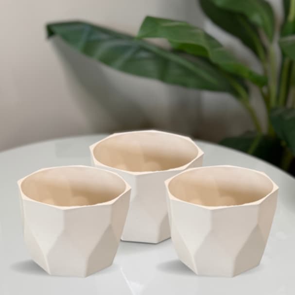 Kit Vaso Facetado N2 Decorativo para Plantas de Plástico Injetado com 03 unidades