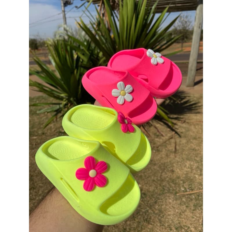 Chinelo nuvem super confortável e macio calçado moderno infantil flor