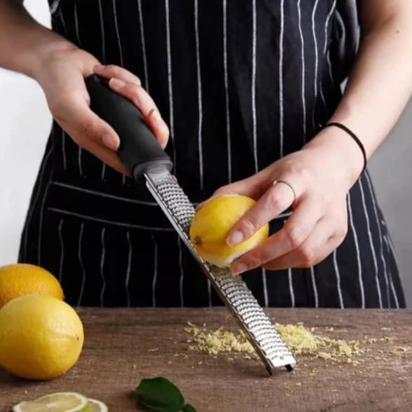 Ralador Zester Culinário Raspas Limão Laranja Profissional Inox Extra Fino