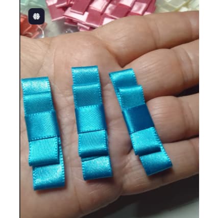 Laços de Cetim  GRAVATINHAS  Pacote c/ 50 Unidades cada -  Tamanho 4,5cm X 1 cm