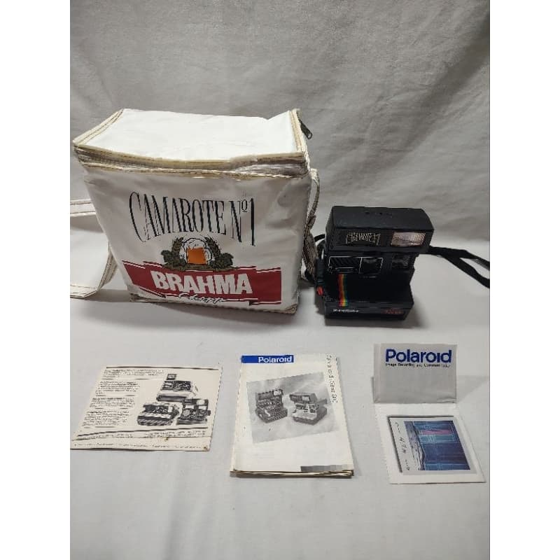 Câmera Polaroid 635 CL do Camarote da Brahma