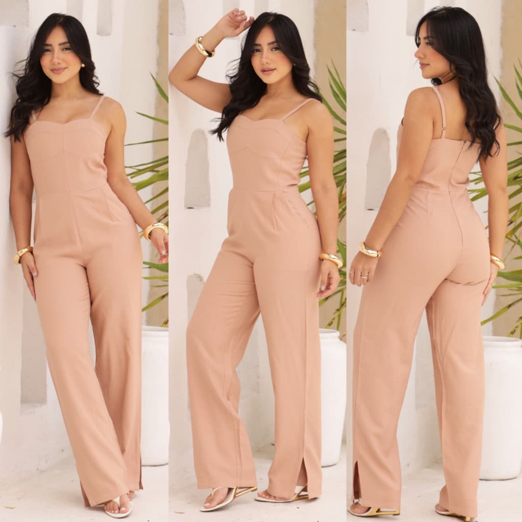 Macacão Feminino com Alças em Alfaiataria Pantalona com Zíper e Fendas