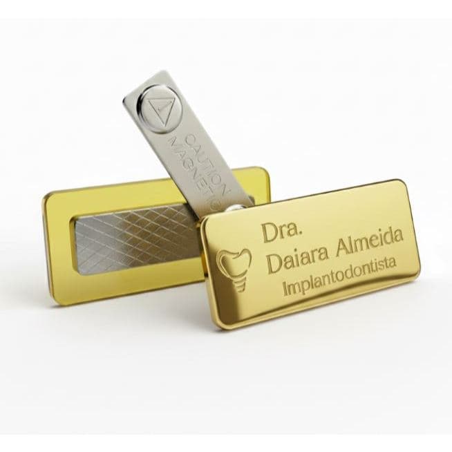Broche Crachá feito em acrílico magnético personalizado